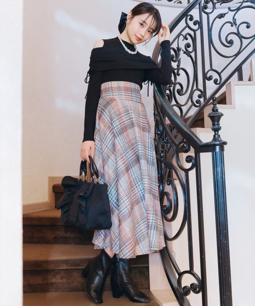 WILLSELECTION(ウィルセレクション)の「ギャザーリボンオフショルニット(ニット/セーター・レディース・ピンク/ブラック/オフホワイト・FREE)」の16枚目の写真