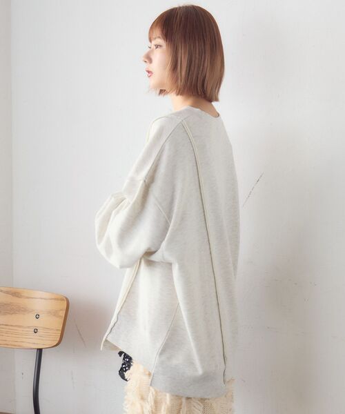 RETRO GIRL(レトロガール)の「リメイク風トレーナー(Tシャツ/カットソー・レディース・チャコールグレー/レッド/ホワイト系その他・FREE)」の12枚目の写真