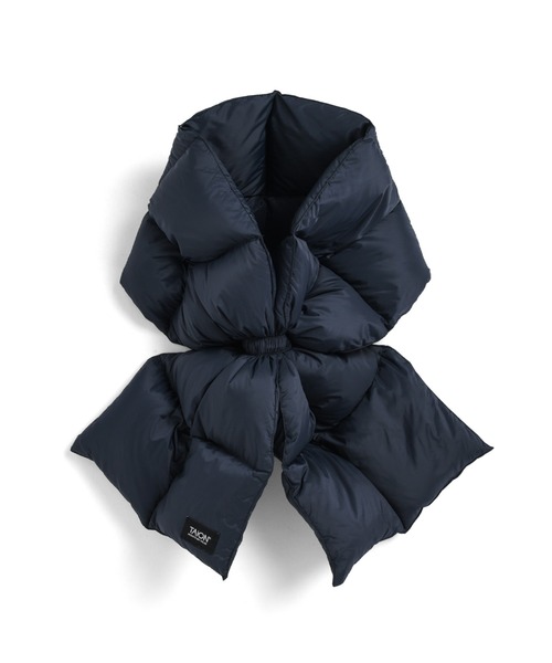 TAION（タイオン）の「【TAION（タイオン）】〈GOODS〉マウンテン ボリューム ダウンマフラー（マフラー・メンズ・ベージュ/ライトグレー/ブラック/ライトブラウン/ダークグレー/ダークネイビー/レッド系その他2・ONESIZE）」の6枚目の写真