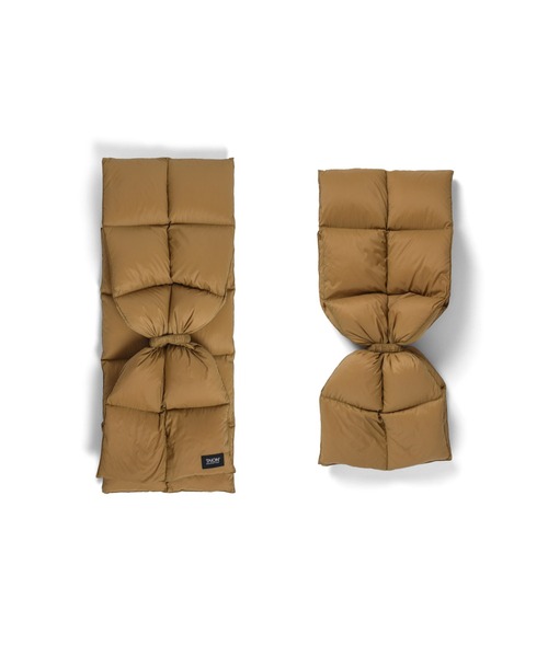 TAION（タイオン）の「【TAION（タイオン）】〈GOODS〉マウンテン ボリューム ダウンマフラー（マフラー・メンズ・ベージュ/ライトグレー/ブラック/ライトブラウン/ダークグレー/ダークネイビー/レッド系その他2・ONESIZE）」の17枚目の写真