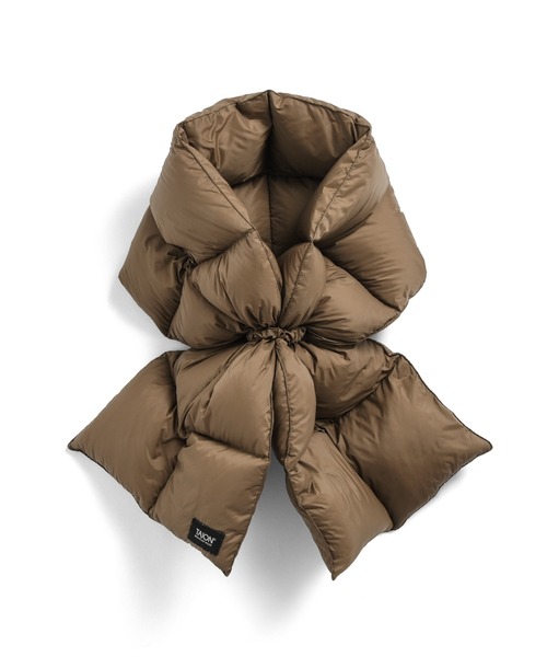 TAION（タイオン）の「【TAION（タイオン）】〈GOODS〉マウンテン ボリューム ダウンマフラー（マフラー・メンズ・ベージュ/ライトグレー/ブラック/ライトブラウン/ダークグレー/ダークネイビー/レッド系その他2・ONESIZE）」の19枚目の写真