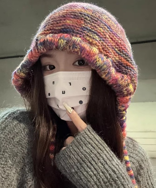 DAY CLOSET(デイ クローゼット)の「レディース グラデーションメランジニットキャップ バラボネット 耳当て(ニットキャップ/ビーニー・レディース・オレンジ系その他/イエロー×グレー/ピンク系その他/ブラック×ホワイト/レッド系その他/カラフル・ONE SIZE)」の4枚目の写真