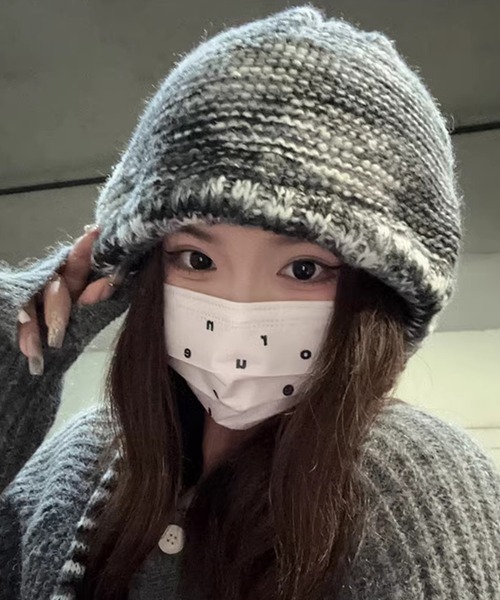 DAY CLOSET(デイ クローゼット)の「レディース グラデーションメランジニットキャップ バラボネット 耳当て(ニットキャップ/ビーニー・レディース・オレンジ系その他/イエロー×グレー/ピンク系その他/ブラック×ホワイト/レッド系その他/カラフル・ONE SIZE)」の7枚目の写真