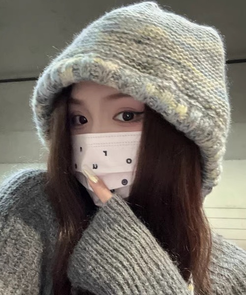 DAY CLOSET(デイ クローゼット)の「レディース グラデーションメランジニットキャップ バラボネット 耳当て(ニットキャップ/ビーニー・レディース・オレンジ系その他/イエロー×グレー/ピンク系その他/ブラック×ホワイト/レッド系その他/カラフル・ONE SIZE)」の10枚目の写真