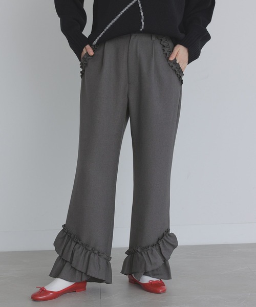 somari imagination（ソマリ イマジネーション）の「『裾フリルフレアパンツ』（その他パンツ・レディース・グレー/ネイビー・2/1）」の6枚目の写真