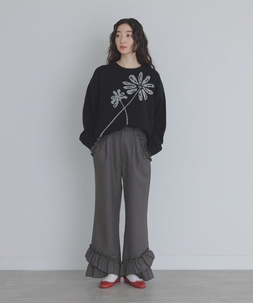 somari imagination（ソマリ イマジネーション）の「『裾フリルフレアパンツ』（その他パンツ・レディース・グレー/ネイビー・2/1）」の9枚目の写真