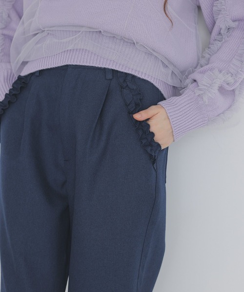 somari imagination（ソマリ イマジネーション）の「『裾フリルフレアパンツ』（その他パンツ・レディース・グレー/ネイビー・2/1）」の15枚目の写真