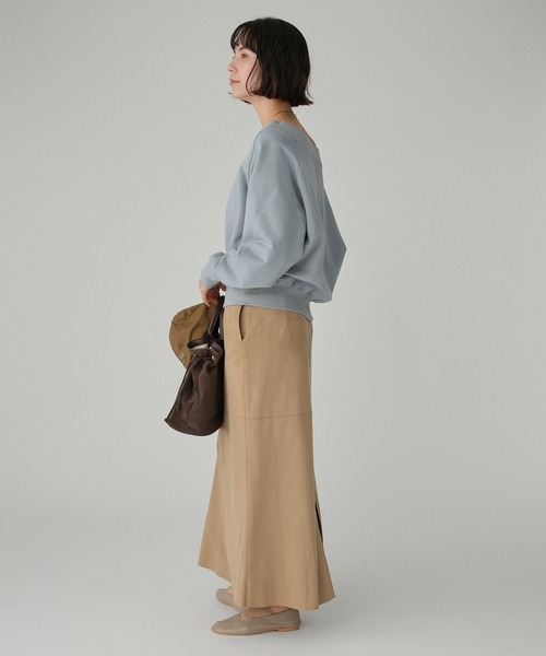 BABYLONE（バビロン）の「ボートネック裏毛プルオーバー（スウェット・レディース・ホワイト/ライトグレー/ブルー・フリー）」の17枚目の写真