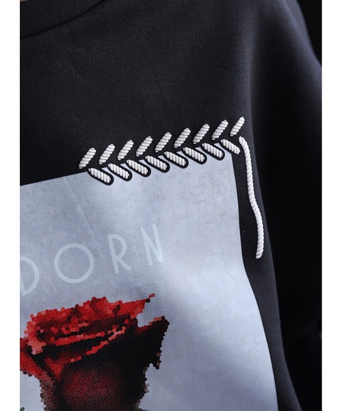 CREARE -LINO-(クレアーレリノ)の「<ユニセックス>発泡プリント フラワーモチーフトップス/カットソー/プルオーバー(スウェット・レディース・ホワイト系その他/ブラック系その他/ブラック系その他2/ホワイト系その他2・L/M)」の18枚目の写真