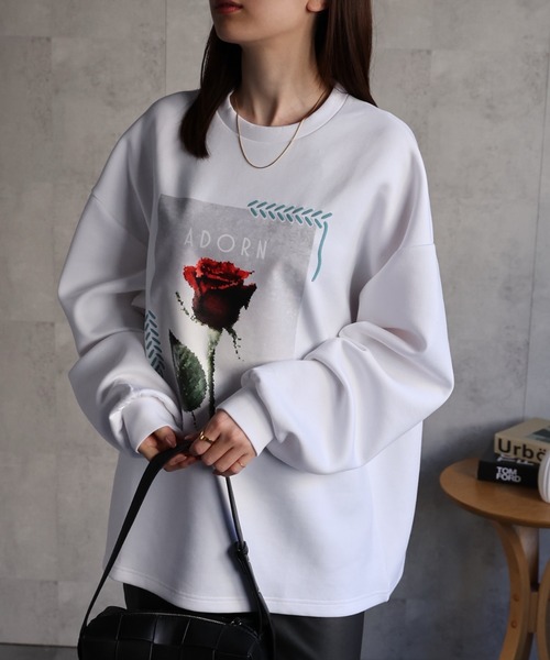 CREARE -LINO-(クレアーレリノ)の「<ユニセックス>発泡プリント フラワーモチーフトップス/カットソー/プルオーバー(スウェット・レディース・ホワイト系その他/ブラック系その他/ブラック系その他2/ホワイト系その他2・L/M)」の12枚目の写真