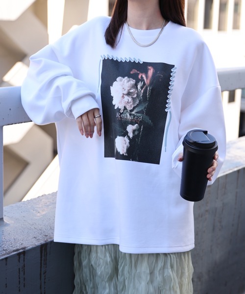 CREARE -LINO-(クレアーレリノ)の「<ユニセックス>発泡プリント フラワーモチーフトップス/カットソー/プルオーバー(スウェット・レディース・ホワイト系その他/ブラック系その他/ブラック系その他2/ホワイト系その他2・L/M)」の7枚目の写真