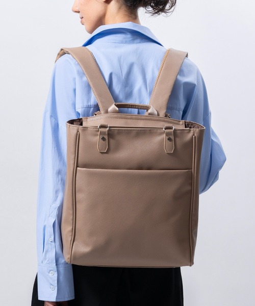 MURA（ムラ）の「PU(サフィアーノ調) 2way リュックベルト付き トートバッグ（トートバッグ・レディース・ブラック/ネイビー/ベージュ・FREE）」の2枚目の写真