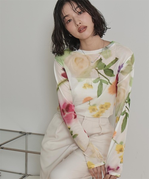 miette(ミエット)の「プリントチュールクルーネックトップス(Tシャツ/カットソー・レディース・ホワイト系その他/ネイビー/ブラック系その他/ブラウン/アイボリー・FREE)」の3枚目の写真