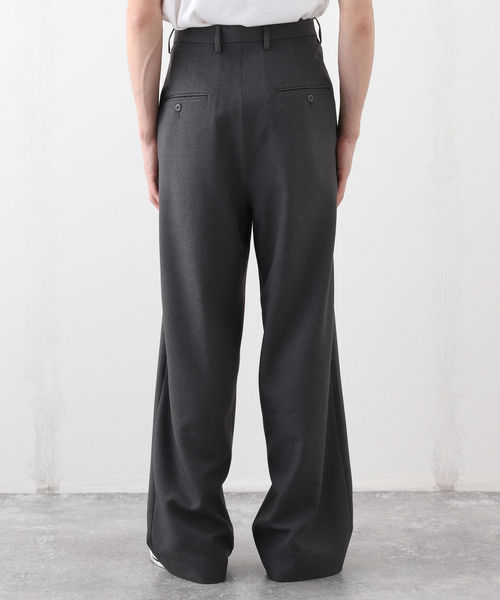 m's braque（エムズブラック）の「m’s braque (エムズ ブラック) タックワイドバギーPT BMPT-48（スラックス・メンズ・チャコールグレー・40/38/36）」の9枚目の写真