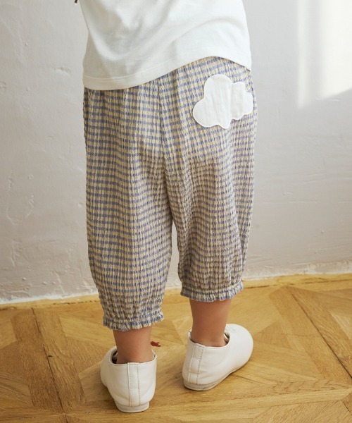 10mois(ディモワ)の「【10mois(ディモワ)】雲ポケットギンガムチェックバルーンパンツ 70-80・80-90・90-100・100-110cm(その他パンツ・キッズ・ピンク/ライトブルー/レッド・90-100cm/70-80cm/80-90cm)」の4枚目の写真