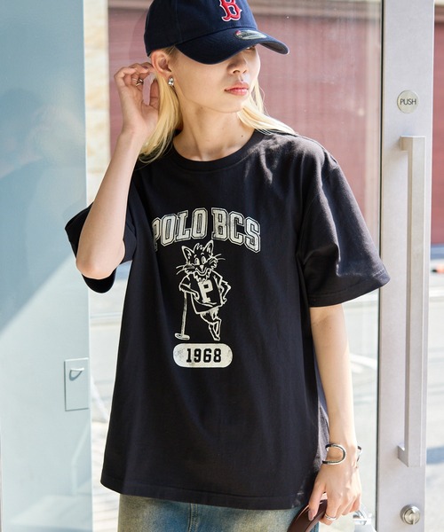 POLO BCS（ポロ ビーシーエス）の「【POLO BCS】ZOZO限定商品 One point POLO cat tee ワンポイントポロカレッジキャットTee / ネコプリント（Tシャツ/カットソー・レディース・ピンク/ネイビー/ブラック/ホワイト/グリーン・S/XS/XL/L/M）」の2枚目の写真