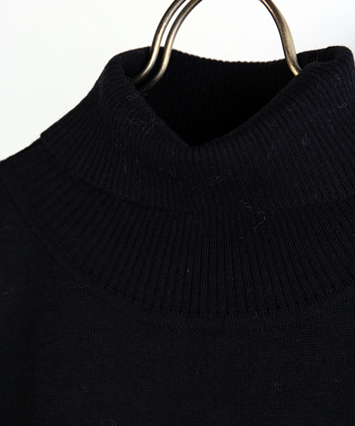 FREAK'S STORE（フリークスストア）の「ハイゲージタートルチュニック（ニット/セーター・レディース・ブラック/オフホワイト/グレー・ﾌﾘ-）」の14枚目の写真