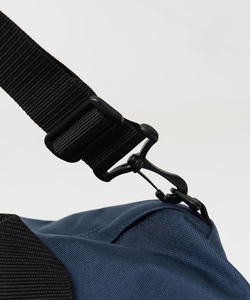 OVERRIDE(オーバーライド)の「OUTDOOR PRODUCTS ロールボストン / アウトドアプロダクツ(ボストンバッグ・メンズ・グレー/ブラック/レッド/ネイビー・X-LARGE)」の13枚目の写真