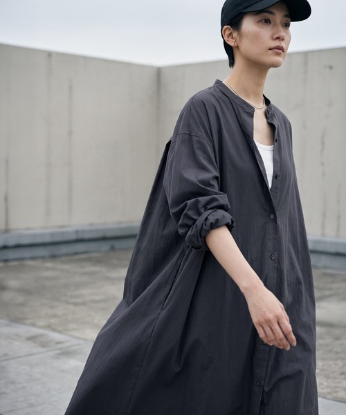 STYLE DELI(スタイルデリ)の「【BLK001】フレアシャツワンピース(ワンピース・レディース・グレー/ブルー・FREE)」の6枚目の写真