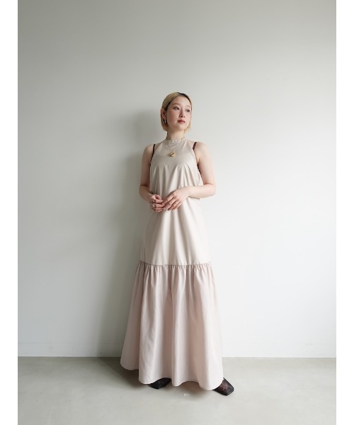 Halter Neck Tiered Dress/ホルターネックティアードドレス