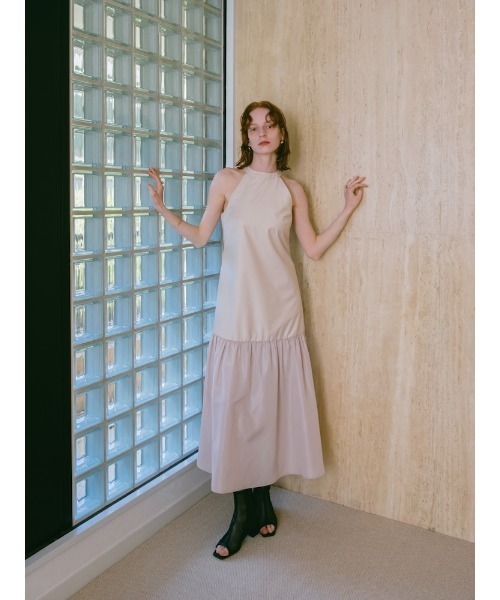 ワンピース THEREDTHREAD S backless halter dress ワンピース THEREDTHREAD S backless halter dress Edikted