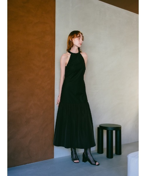 Halter Neck Tiered Dress/ホルターネックティアードドレス