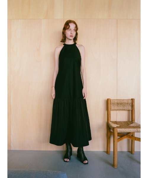 Halter Neck Tiered Dress/ホルターネックティアードドレス