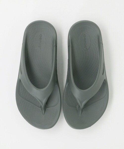 OOFOS（ウーフォス）の「＜OOFOS＞ OOriginal/リカバリーサンダル（サンダル・メンズ・ブラック/オリーブ/ダークグレー・7/8/9/10/6）」の12枚目の写真