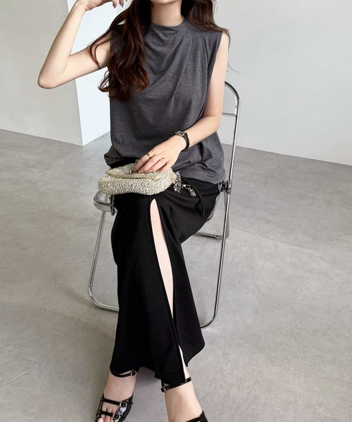 GeeRA(ジーラ)の「フロントスリットスウェットナロースカート(スカート・レディース・オフホワイト/オートミール/ブラック・LARGE/MEDIUM)」の17枚目の写真