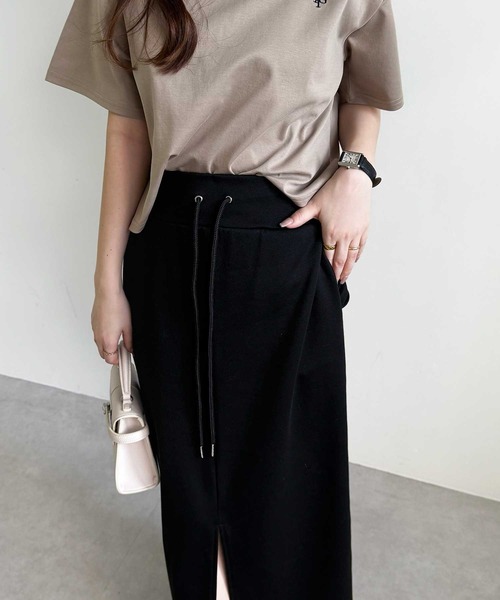 GeeRA(ジーラ)の「フロントスリットスウェットナロースカート(スカート・レディース・オフホワイト/オートミール/ブラック・LARGE/MEDIUM)」の7枚目の写真