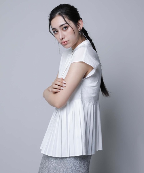 RAW FUDGE(ローファッジ)の「プリーツペプラムブラウス(シャツ/ブラウス・レディース・オフホワイト/ブラック・M)」の5枚目の写真