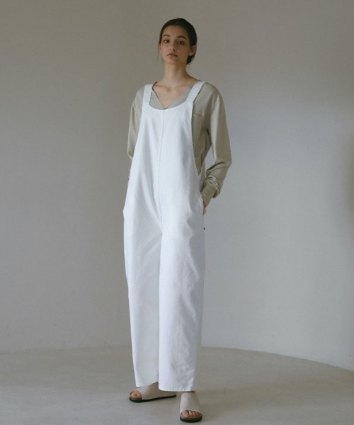 ETRE TOKYO(エトレトウキョウ)の「EDWIN×ETRE TOKYOデニムオールインワン(つなぎ/オールインワン・レディース・ブラック/ホワイト・S/M)」の17枚目の写真