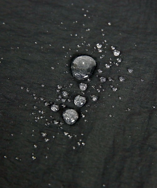 and it_（アンドイット）の「モチコさんコラボ撥水加工エプロンキャミソール（キャミソール・レディース・ブラック・M-L）」の10枚目の写真