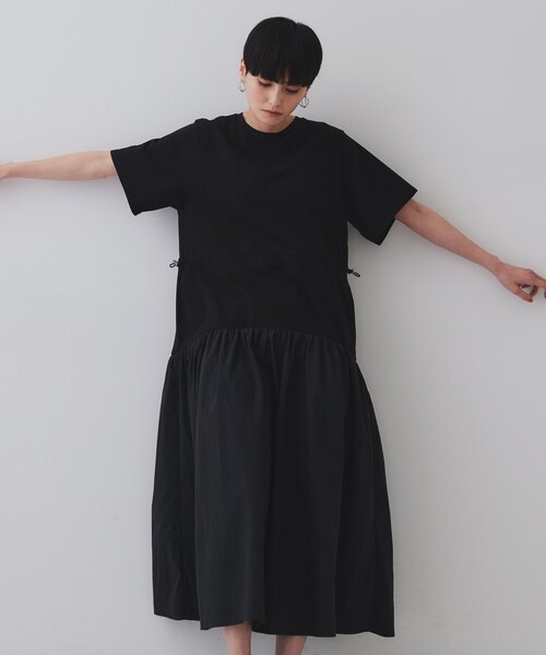 OPAQUE.CLIP(オペークドットクリップ)の「フィット&フレアドッキングワンピース【洗濯機洗い可】(ワンピース・レディース・ブラック/チャコールグレー/ベージュ・40/38/42)」の10枚目の写真