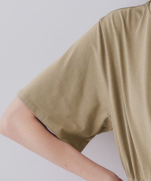 OPAQUE.CLIP(オペークドットクリップ)の「フィット&フレアドッキングワンピース【洗濯機洗い可】(ワンピース・レディース・ブラック/チャコールグレー/ベージュ・40/38/42)」の22枚目の写真