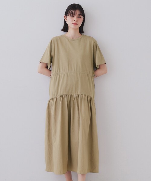 OPAQUE.CLIP(オペークドットクリップ)の「フィット&フレアドッキングワンピース【洗濯機洗い可】(ワンピース・レディース・ブラック/チャコールグレー/ベージュ・40/38/42)」の5枚目の写真