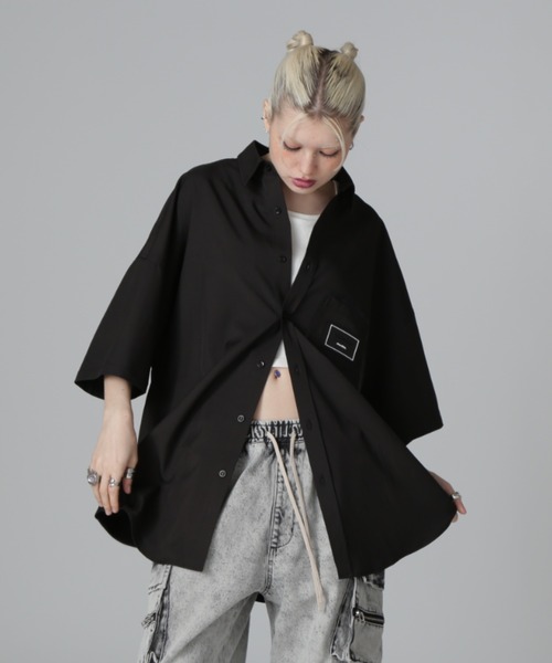 WHITELAND(ホワイトランド)の「【WEB&DEPOT限定】WHITELAND/ホワイトランド/LIGHT P-TECK S/S SHIRTS(シャツ/ブラウス・レディース・グレー/ブラック・L/M/S)」の3枚目の写真