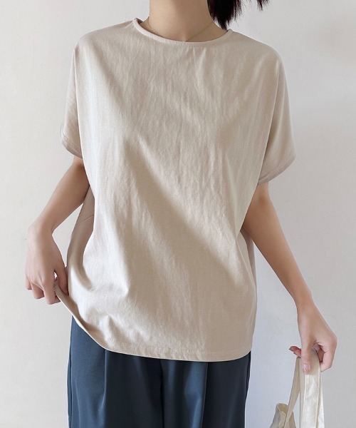 Doux Belle(ドゥーベル)の「プルオーバーシンプルカットソー(Tシャツ/カットソー・レディース・ベージュ/ネイビー/ブラウン/ホワイト/ブラック/ライトブルー/ライトブラウン/ブラック系その他・MEDIUM)」の10枚目の写真