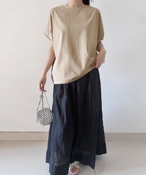 Doux Belle(ドゥーベル)の「プルオーバーシンプルカットソー(Tシャツ/カットソー・レディース・ベージュ/ネイビー/ブラウン/ホワイト/ブラック/ライトブルー/ライトブラウン/ブラック系その他・MEDIUM)」の15枚目の写真