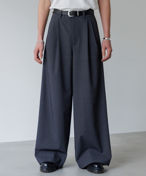 Center press two tuck wide straight slacks / センタープレス