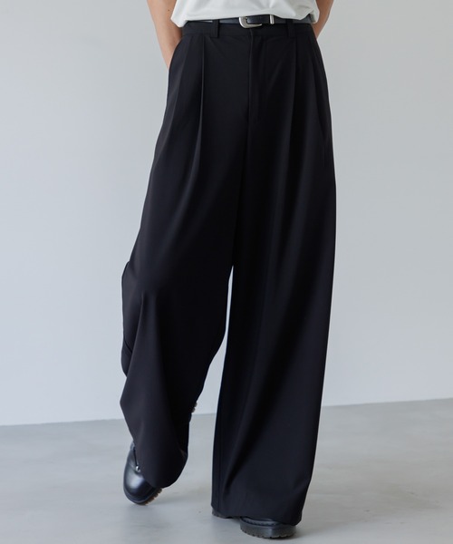 SINSS（シンス）の「Two tuck wide straight slacks / 2タック