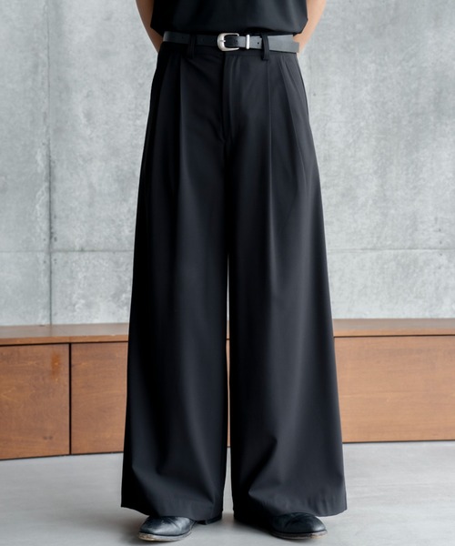 Two tuck wide straight slacks / 2タックワイドストレートスラックス