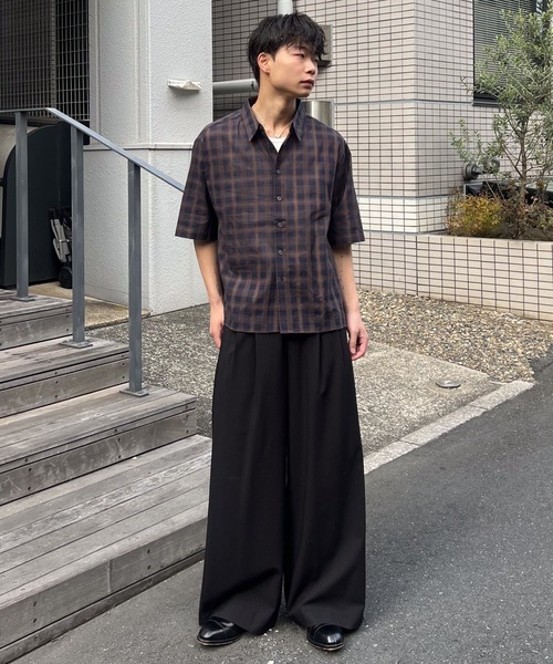 Two tuck wide straight slacks / 2タックワイドストレートスラックス