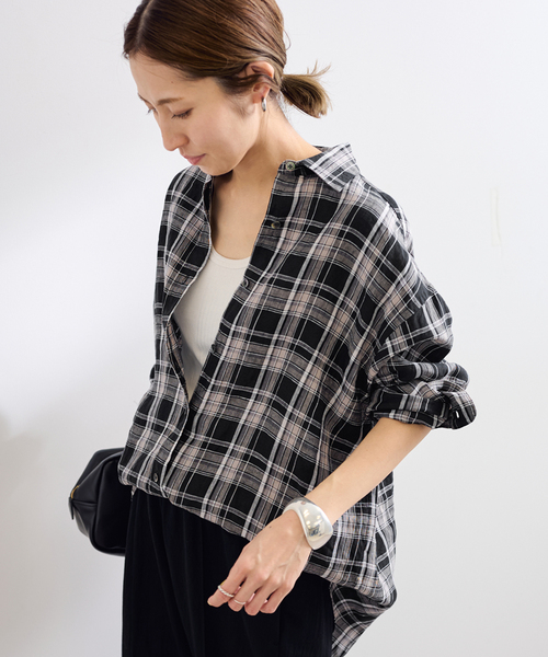 FRAMeWORK（フレームワーク）の「ライトフレンチリネンチェックシャツ（シャツ/ブラウス・レディース・ブラック/ブラウン・FREE）」の12枚目の写真