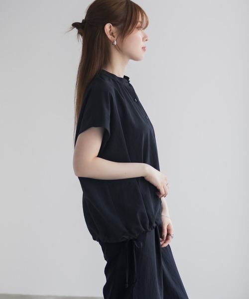 HusHusH（ハッシュアッシュ）の「HusHusH バンドカラーブラウス（シャツ/ブラウス・レディース・ブルー/グレイッシュベージュ/ブラック・M/L）」の7枚目の写真