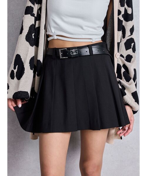 GYDA（ジェイダ）の「ベルトSETプリーツスカートライクショートパンツ（スカート・レディース・ブラック/その他1・FREE）」の2枚目の写真