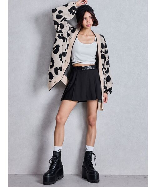 GYDA（ジェイダ）の「ベルトSETプリーツスカートライクショートパンツ（スカート・レディース・ブラック/その他1・FREE）」の4枚目の写真