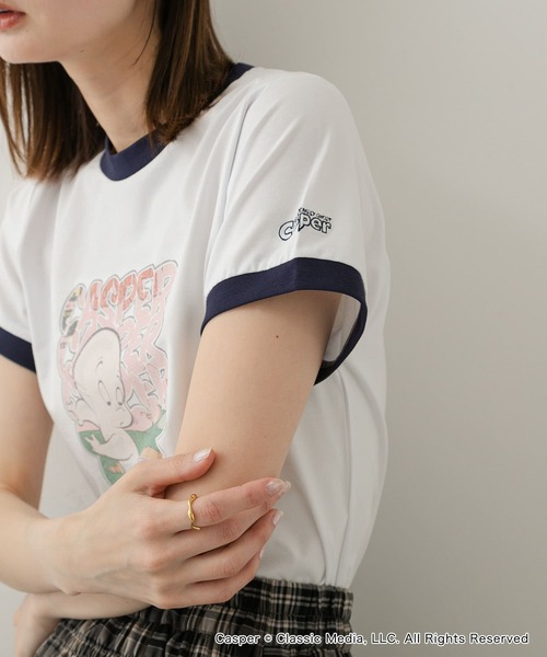 SENSE OF PLACE by URBAN RESEARCH（センスオブプレイスバイアーバンリサーチ）の「『別注』Casper×SENSE OF PLACE/リンガーTシャツ（Tシャツ/カットソー・レディース・オフホワイト/グレー/レッド・ONE）」の4枚目の写真