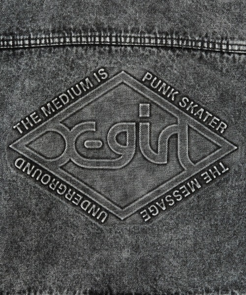 X-girl（エックスガール）の「EMBOSSED DENIM JACKET（デニムジャケット・レディース・ライトインディゴブルー/ブラック・S/M）」の12枚目の写真