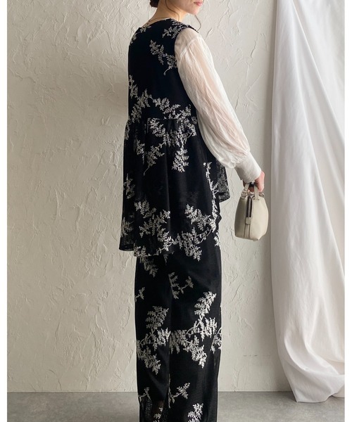 セール】花柄ボタニカル刺繍メッシュシアーベスト&ワイドパンツ